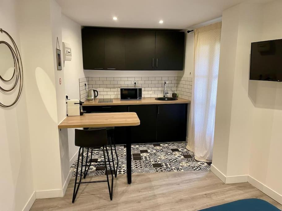 Le Moulin 3 - Appartement Tout Confort Centre Ville - Beziers - Wifi - Tv Connecte Exterior photo